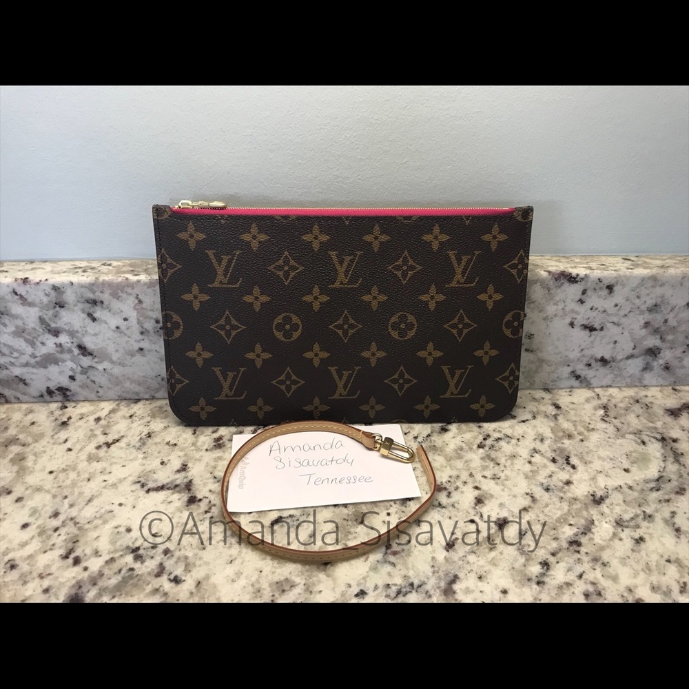 ❌SOLD❌Neverfull MM pouch
